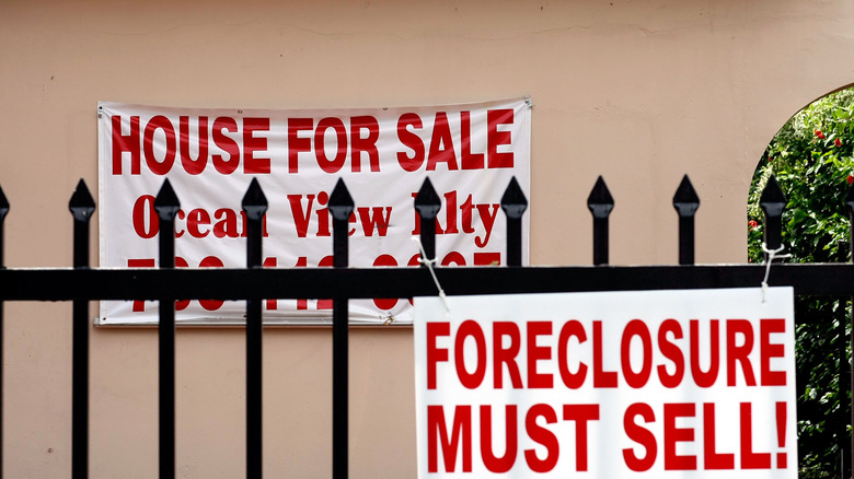 Signs reading