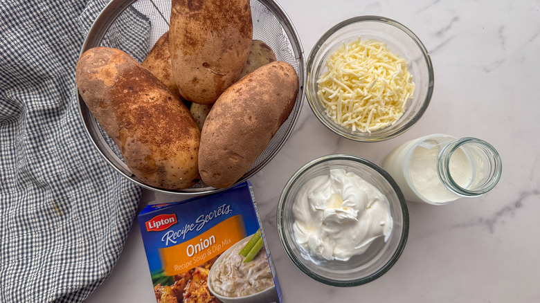 Five ingredient French onion potato bake recipe ingredients