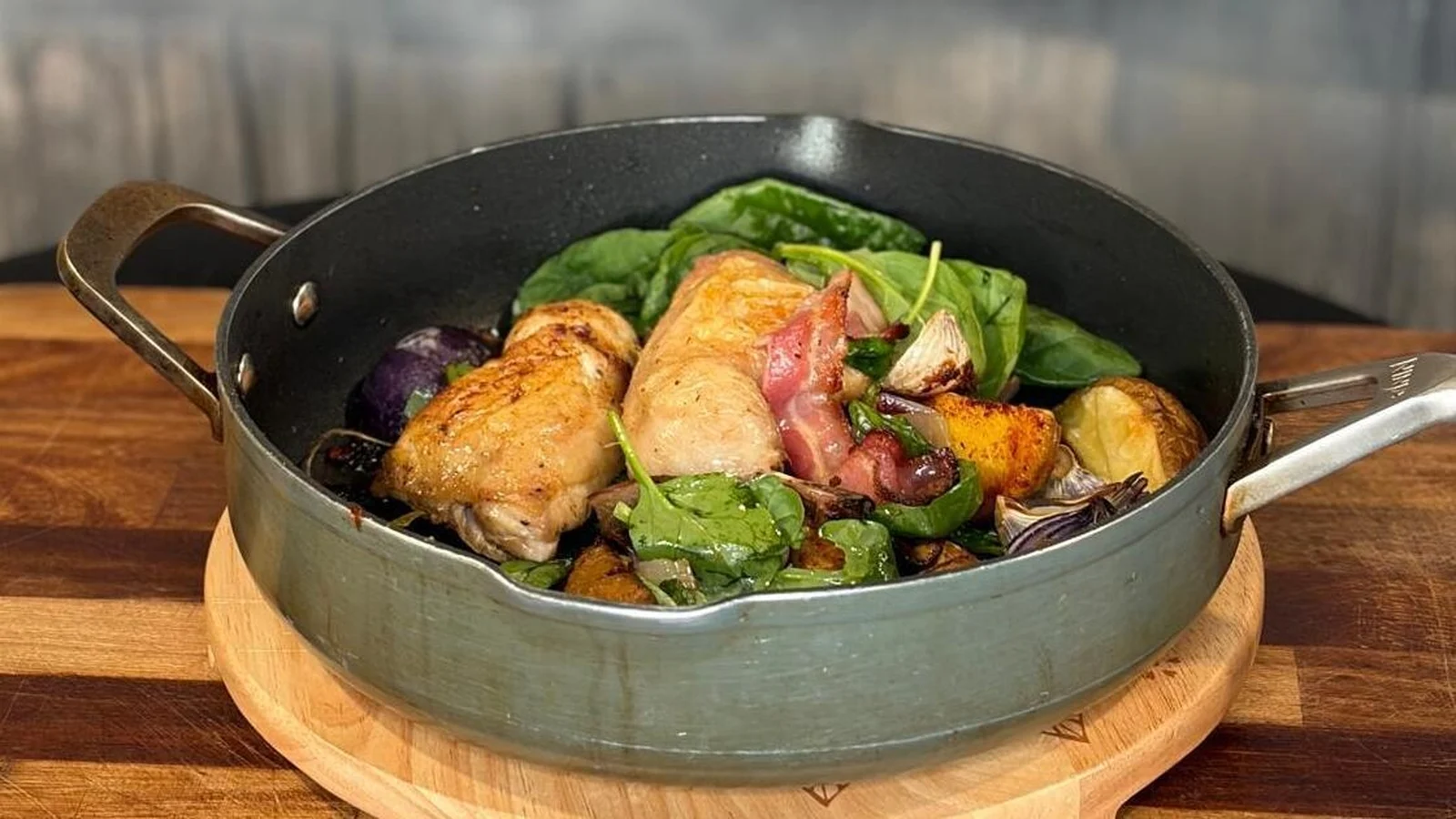 保羅·弗林的麥芽醋雞肉與蘑菇｜今日