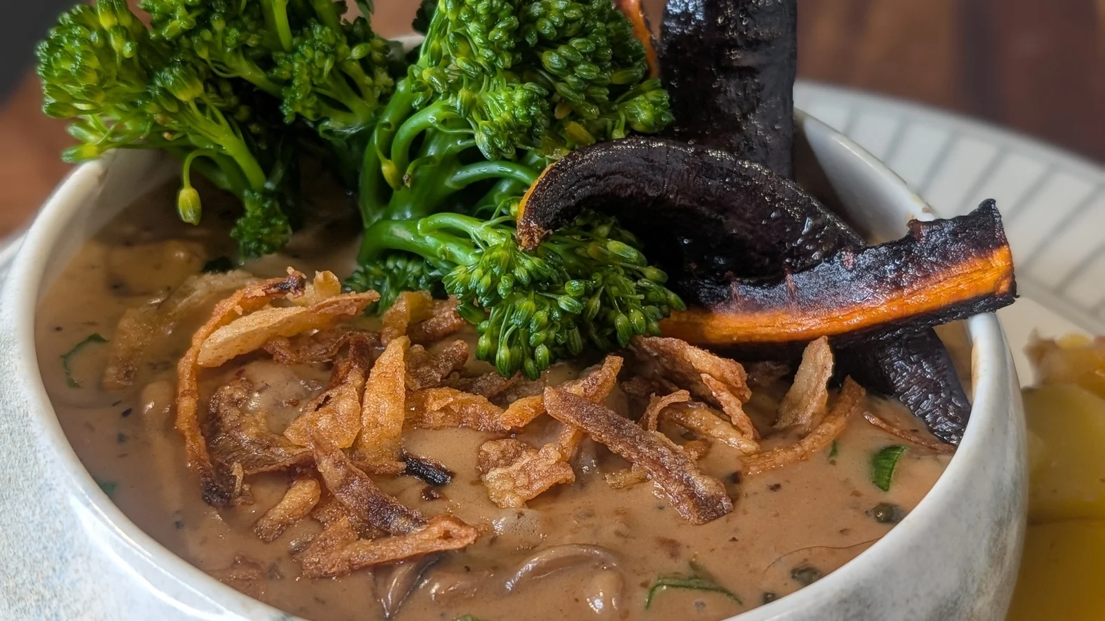 Trisha的煎牛肉條配奶油黑胡椒醬汁：今日